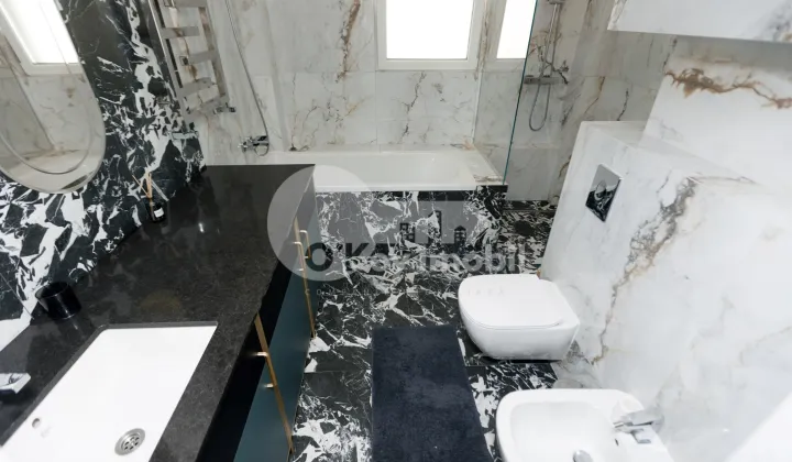 Apartament, Centru, MOARA ROȘIE