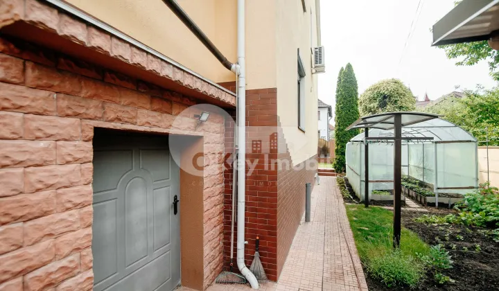 Casă, Râșcani, ZAMOLXE