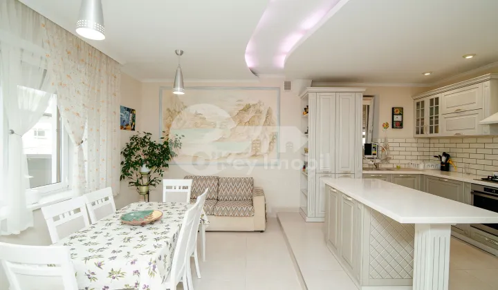 Casă, Râșcani, ZAMOLXE