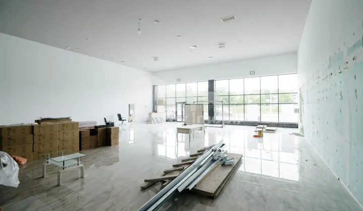 Spațiu comercial, ORHEI