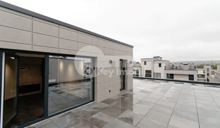 Casă, Botanica, PĂȘUNILOR