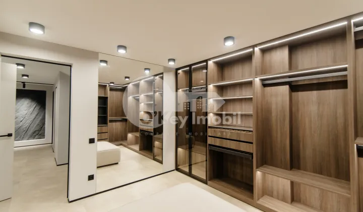 Casă, Botanica, PĂȘUNILOR