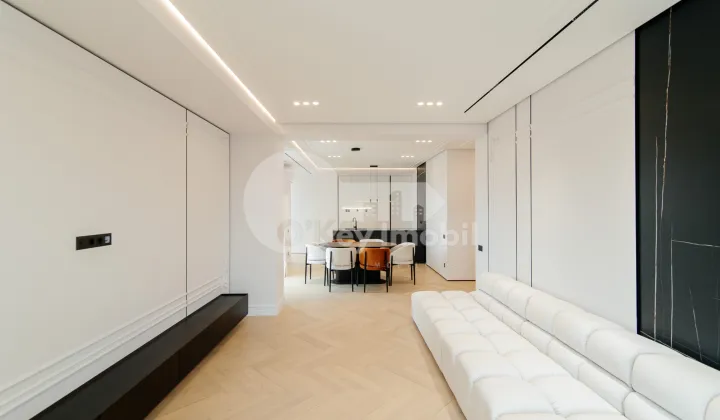 Apartament, Centru, TRICOLORULUI