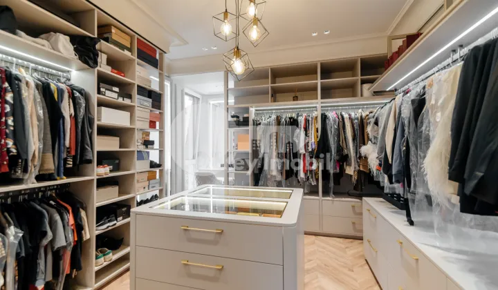 Casă, Telecentru, DRUMUL VIILOR