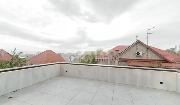 Casă, Telecentru, DRUMUL VIILOR