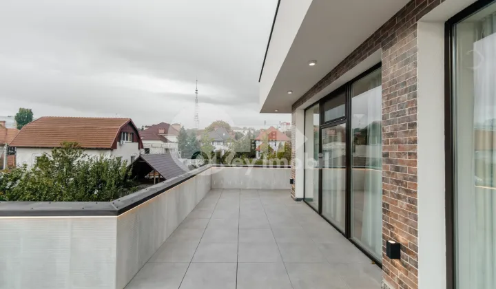 Casă, Telecentru, DRUMUL VIILOR