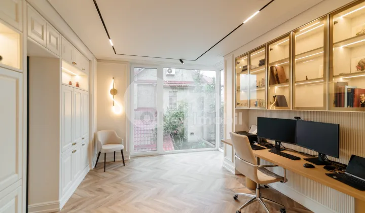 Casă, Telecentru, DRUMUL VIILOR