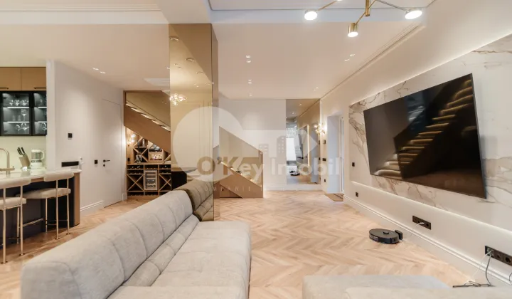 Casă, Telecentru, DRUMUL VIILOR