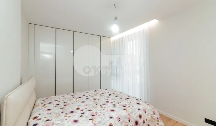 Duplex, Botanica, PĂȘUNILOR