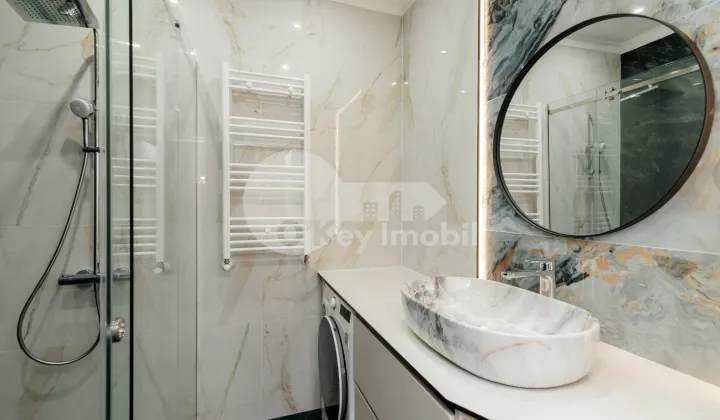 Apartament, Centru, PETRU MOVILĂ