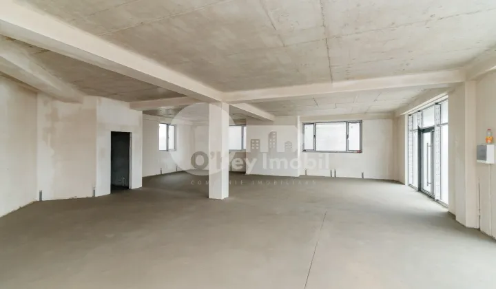 Spațiu comercial, DUMBRAVA