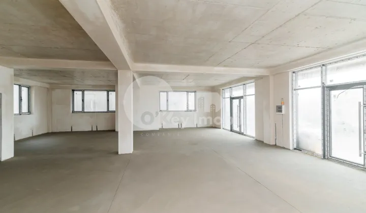 Spațiu comercial, DUMBRAVA