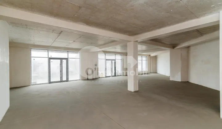 Spațiu comercial, DUMBRAVA