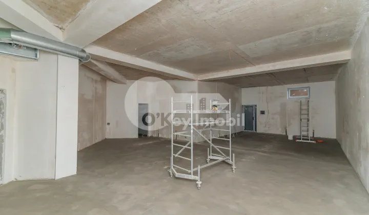 Spațiu comercial, DUMBRAVA