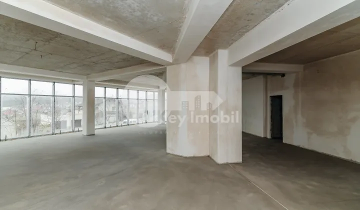 Spațiu comercial, DUMBRAVA