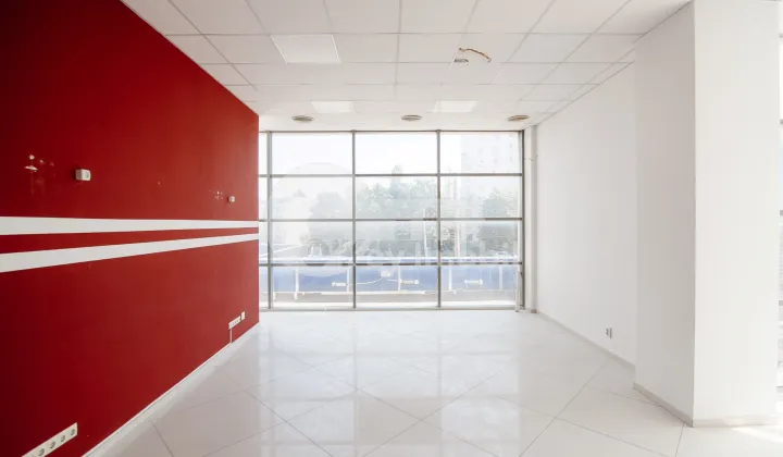 Spațiu comercial, Botanica, DECEBAL