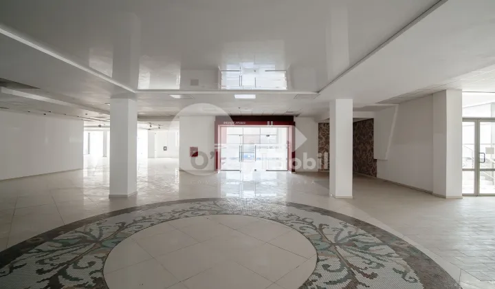 Spațiu comercial, Botanica, DECEBAL