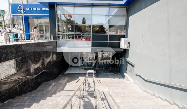 Spațiu comercial, Botanica, DECEBAL