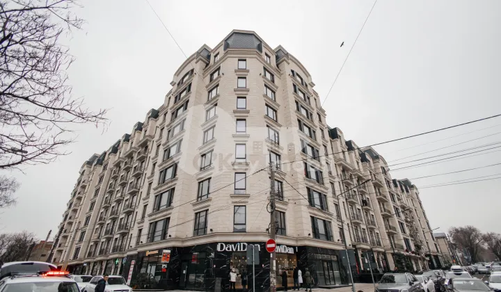 Oficiu, Centru, MIHAI EMINESCU