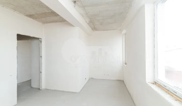 Apartament, STRĂȘENI