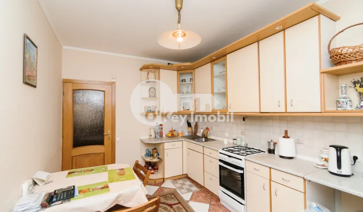 Casă, Buiucani, PARIS