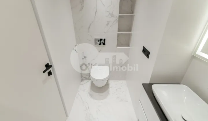 Casă, Centru, LACULUI