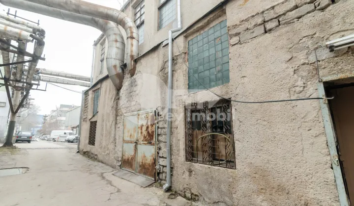 Spațiu pentru producere, Centru, MITROPOLIT DOSOFTEI