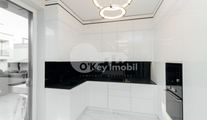 Casă, Botanica, PĂȘUNILOR