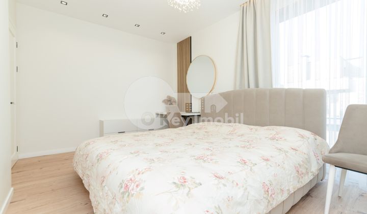 Casă, Botanica, PĂȘUNILOR