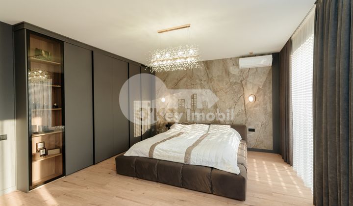 Casă, Botanica, PĂȘUNILOR