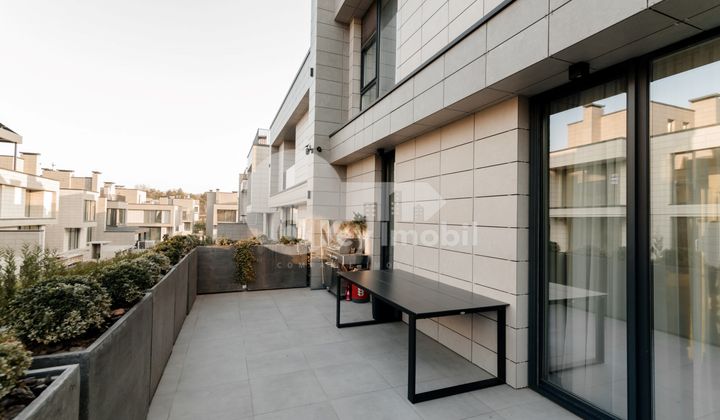 Casă, Botanica, PĂȘUNILOR