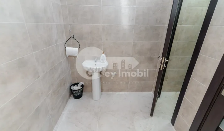 Spațiul comercial, Durlești, TUDOR VLADIMIRESCU