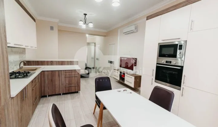 Apartament, Centru, LEV TOLSTOI