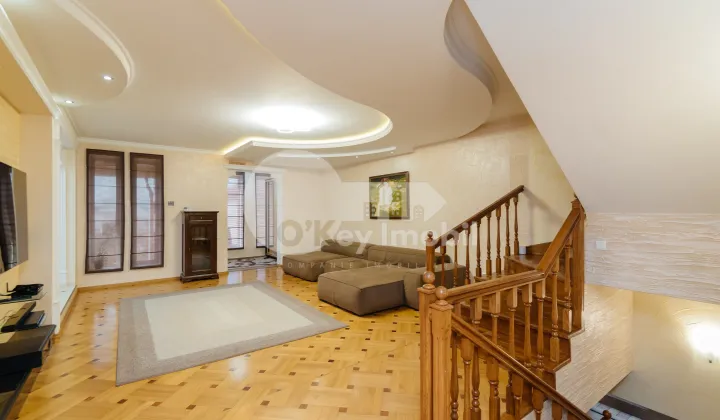 Casă, Râșcani, VALEA ALBĂ