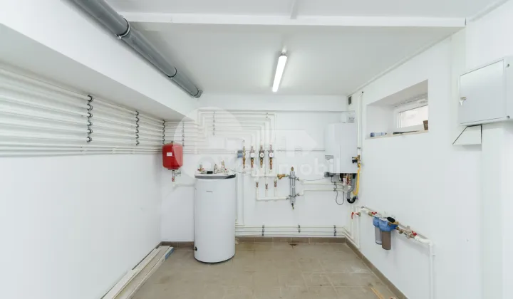 Oficiu, Centru, SFATUL ȚĂRII