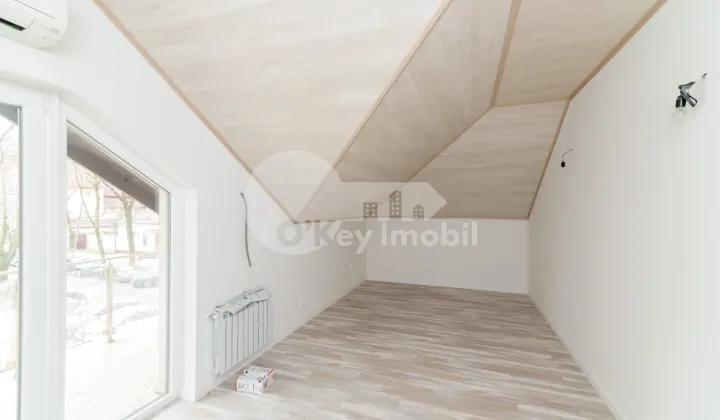 Oficiu, Centru, SFATUL ȚĂRII