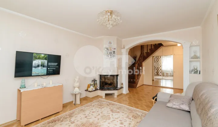 Apartament, Poșta Veche, CEUCARI