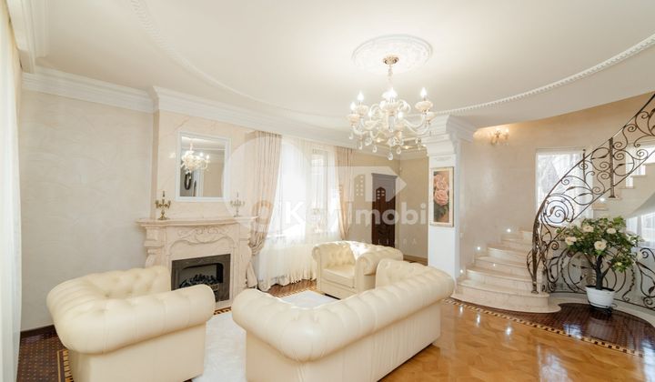 Casă, Ciocana, GINTA LATINĂ