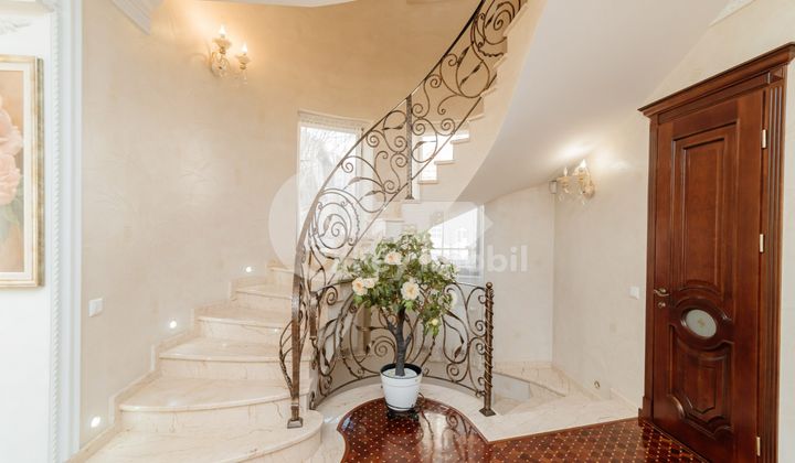 Casă, Ciocana, GINTA LATINĂ