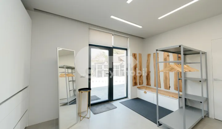 Casă, Centru, CAIȘILOR