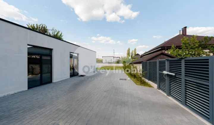 Casă, Centru, CAIȘILOR