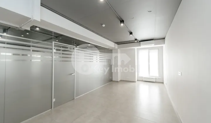 Spațiu comercial, Centru, MITROPOLIT VARLAAM