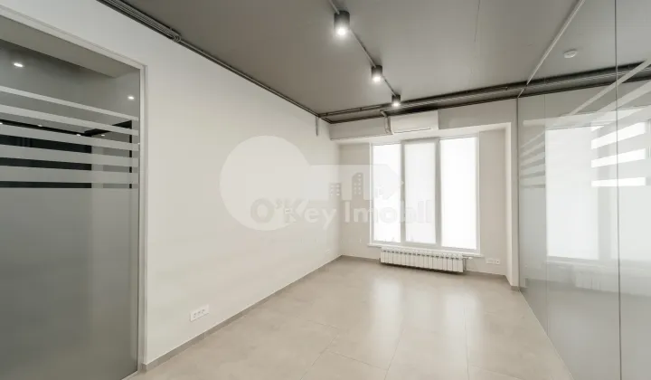 Spațiu comercial, Centru, MITROPOLIT VARLAAM