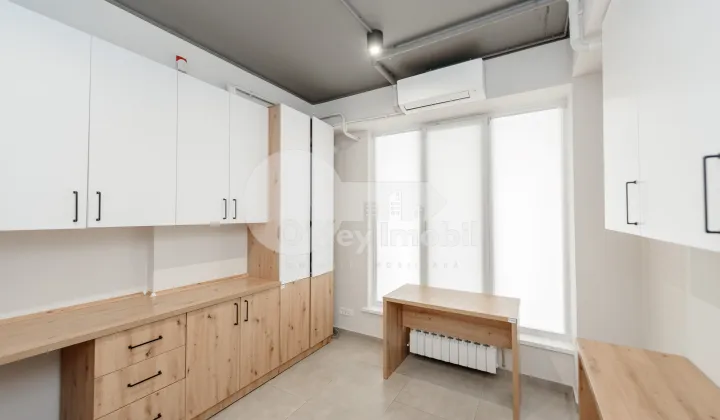 Spațiu comercial, Centru, MITROPOLIT VARLAAM