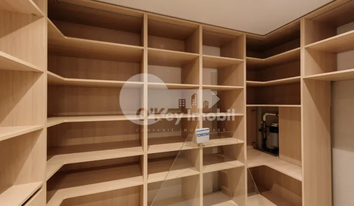 Townhouse, Centru, ANTON CRIHAN