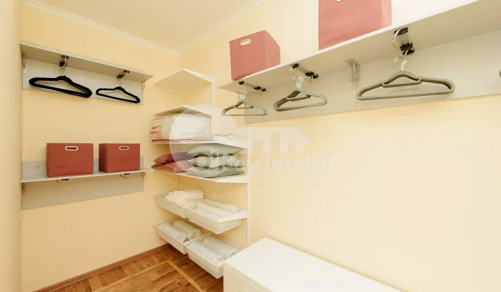 Apartament, Buiucani, VASILE STROESCU