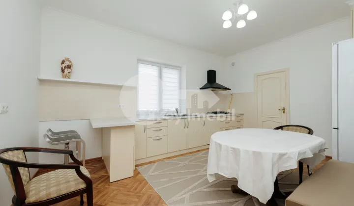 Apartament, Buiucani, VASILE STROESCU