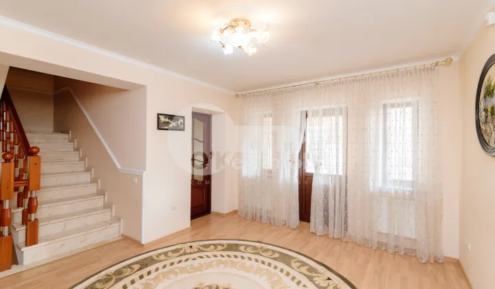 Oficiu, Centru, DÎMBULUI