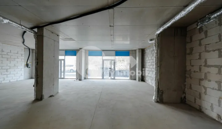 Spațiu comercial, DUMBRAVA