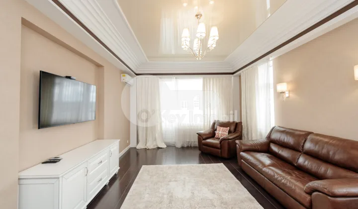 Apartament, Centru, PETRU RAREȘ